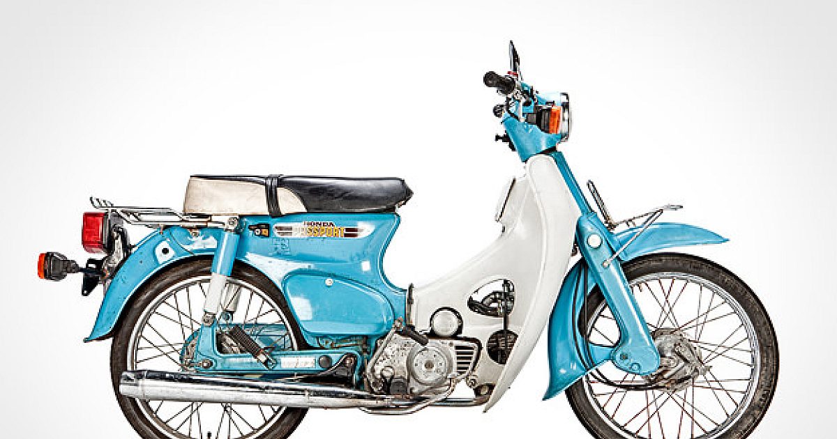 Honda C70 Passport: Classic Super Cub Motorcycle Photos