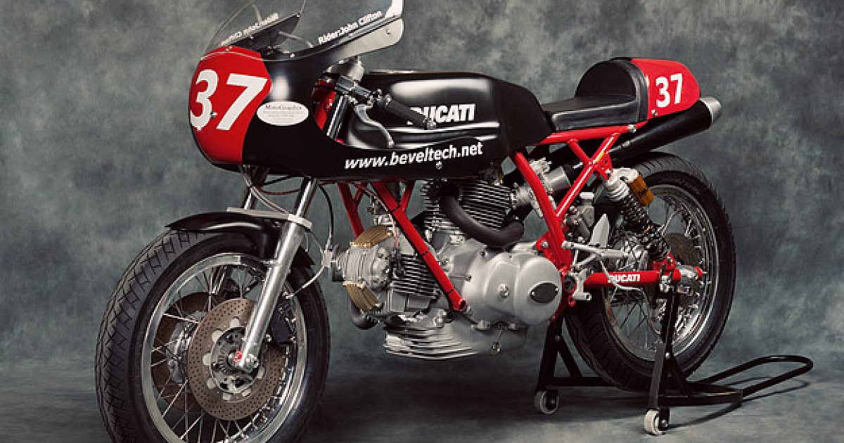 ducati-900SS.jpg?mtime=1756819114