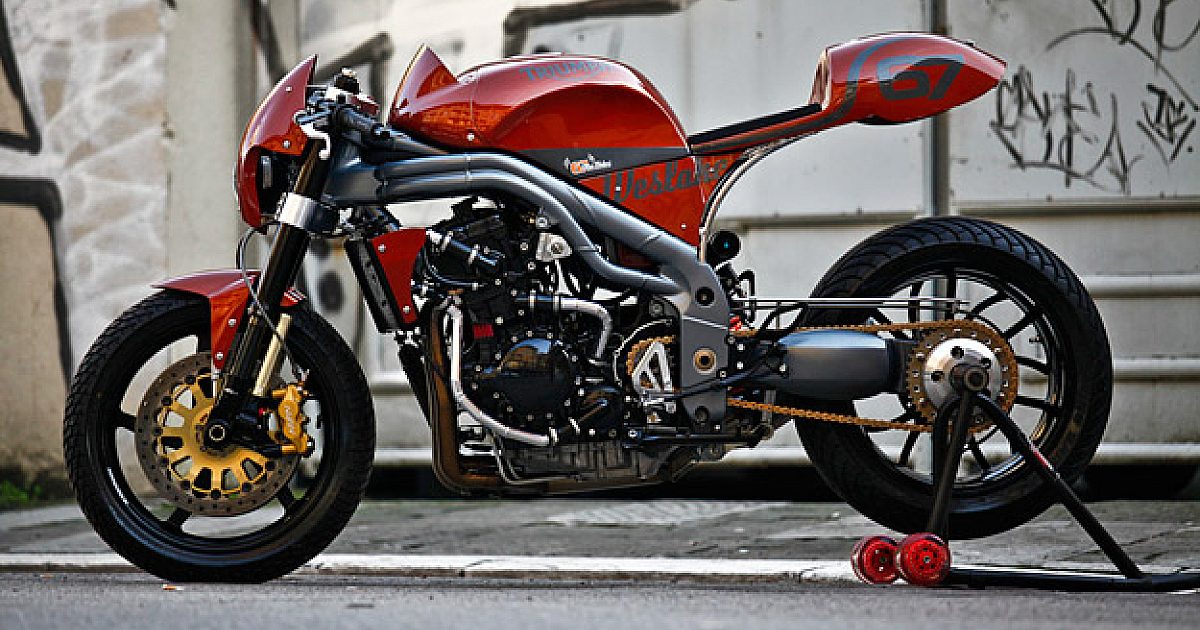 Weslake': A red-hot Triumph Speed Triple cafe racer | Bike EXIF