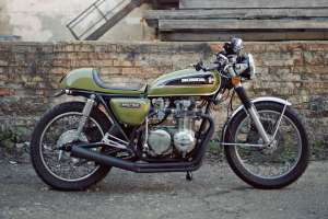 CB550