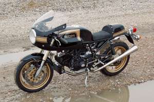 Ducati 900 Supersport
