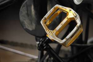 triumph-bobber-motorcycle-2