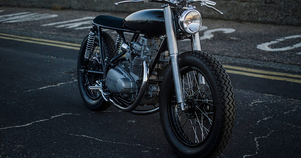 auto-fabrica-kawasaki-kz400.