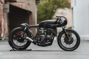 Honda CB550 cafe racer by Hookie Co.