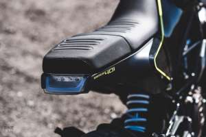 Husqvarna vitpilen svartpilen 401 review 8 625x417