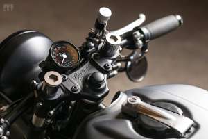 A Honda CB750 cafe racer from Caffeine Custom of Brazil