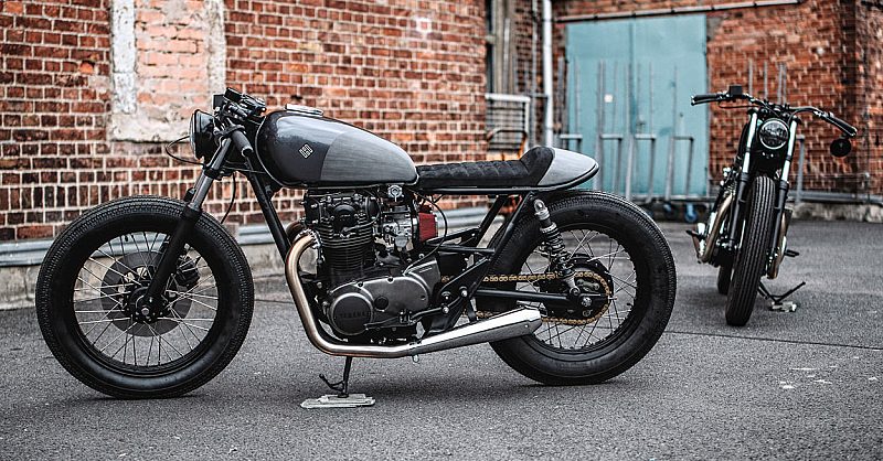 YAMAHA  XS 650e即乗り可能です！ Double Vision: Two Yamaha XS650 cafe racers from Hookie | Bike EXIF