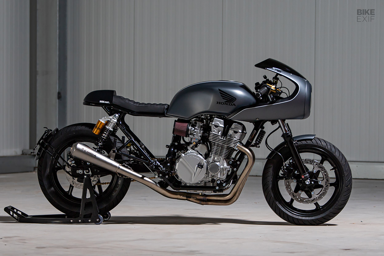 ホンダ CB 750 HONDA CB 750 JOE BAR TEAM ホンダ CB 750 HONDA CB 750 JOE BAR TEAM Legendary bikes: 50
