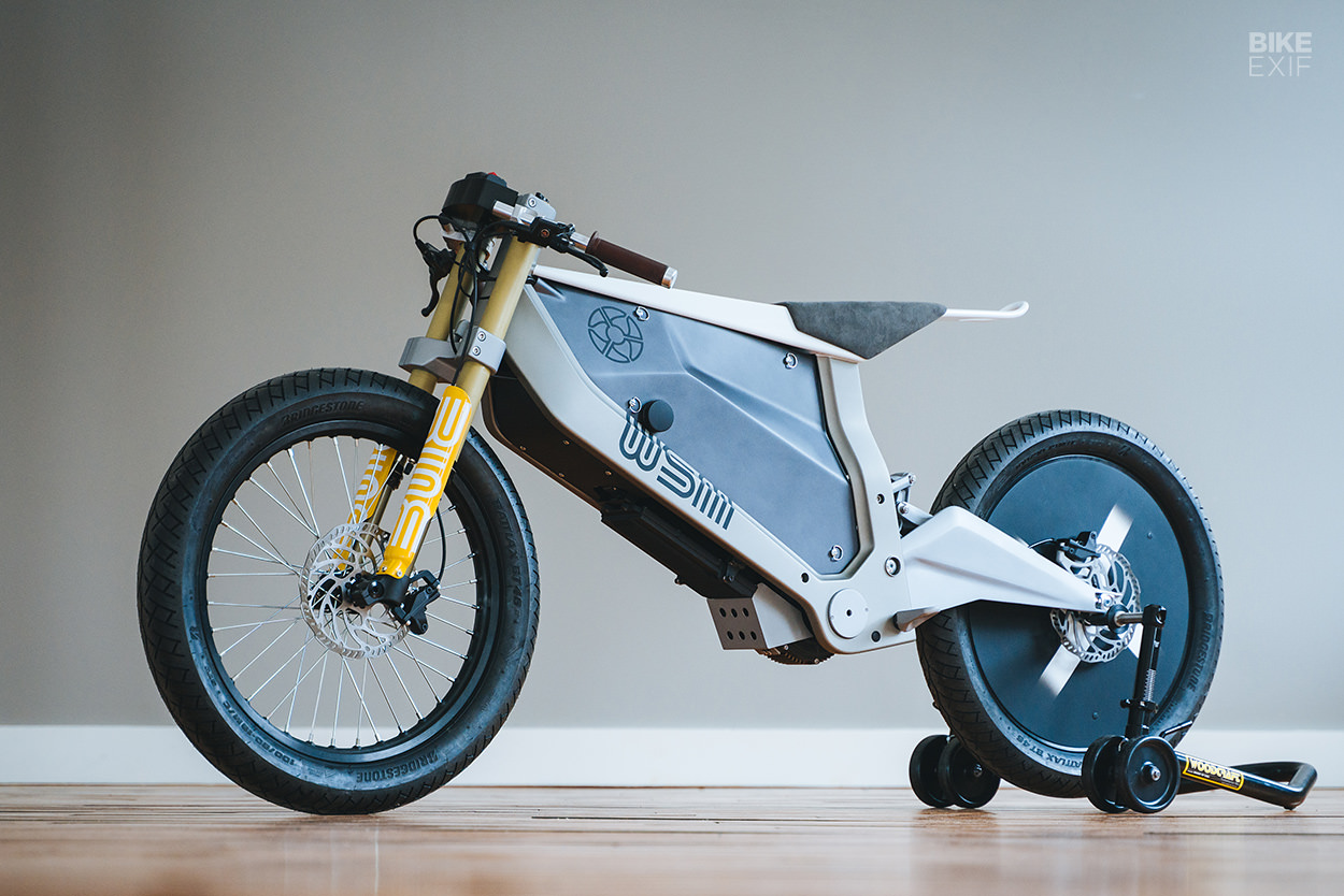 new electric bicycle Biria ST Max Folding Bike 500W Step-Through, 20" Wide Tire, 55 Mi Range, Red The 3 tires make your ride ultra smooth Max. Minimalism: Walt Siegl's new