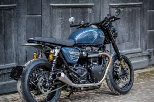 Custom Triumph Speed Twin cafe racer by Chris Raisch
