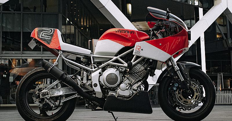 ヤマハＴＲＸ８５０ HISTORIIC MODELS DEMONSTRATION RUN TRX850 - YouTube