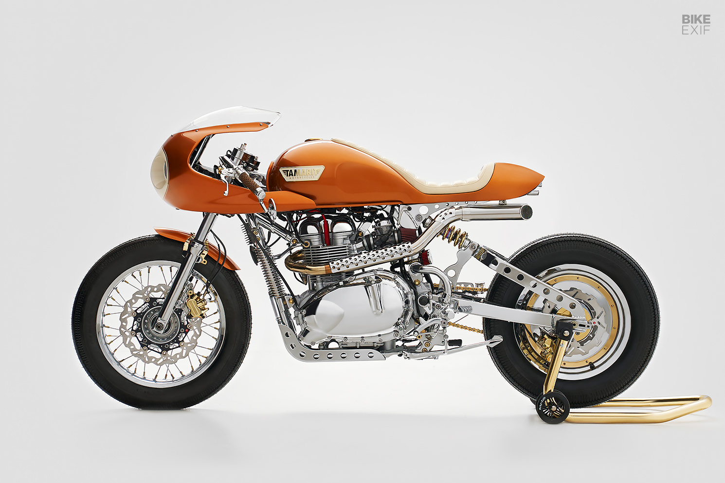PARAFANGO MOTONE alluminio 132mm per TRIUMPH Bonneville, T100 PARAFANGO MOTONE alluminio 132mm per TRIUMPH Bonneville, T100