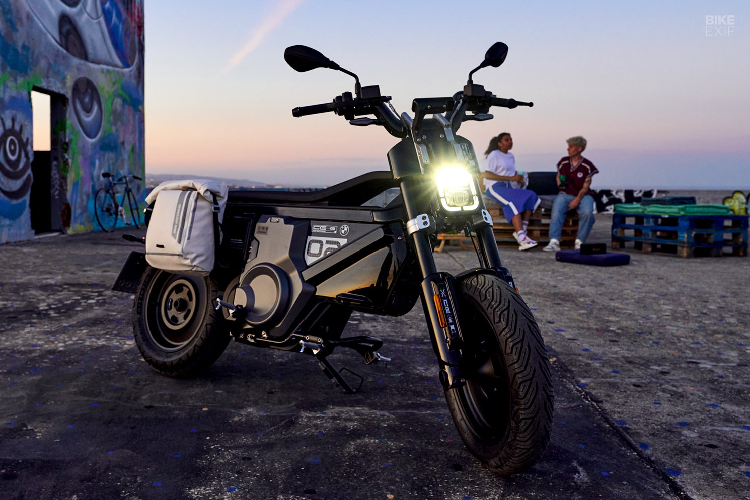 First Look: The new $7,599 BMW CE 02 electric bike | Bike EXIF First Look: The new $7,599 BMW CE 02 electric bike | Bike EXIF