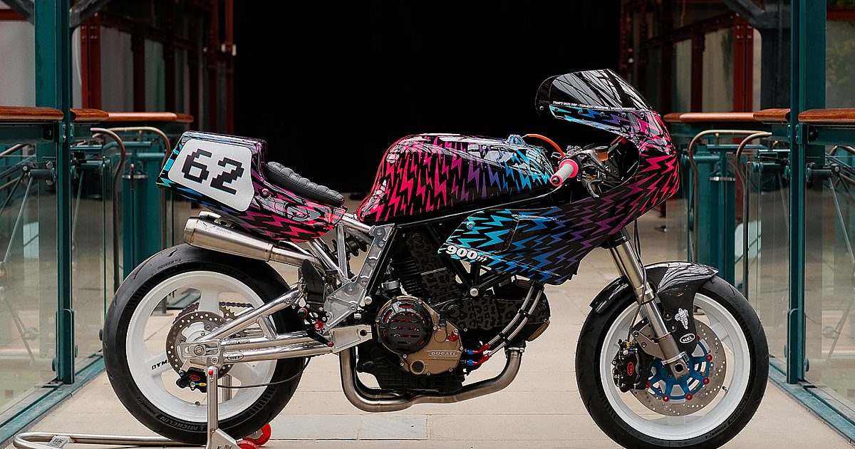 Arfa: A retina-searing Ducati 900 SS by Sticky's Speed Shop | Bike…