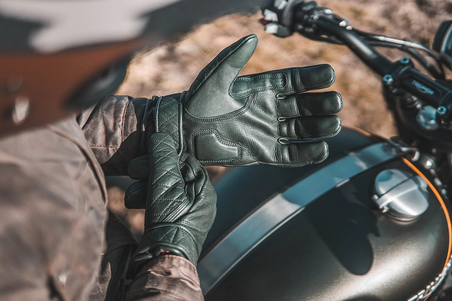 Bike EXIF Guide to Motorcycle Gloves Bike EXIF Guide to Motorcycle Gloves