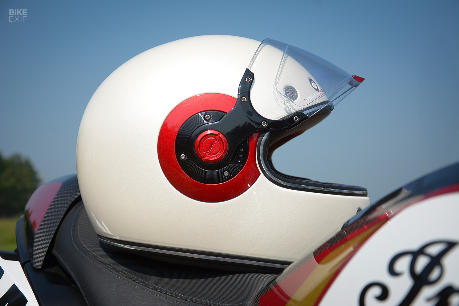 cafe racer helmets for motorcycles Daytona Retro Full Face Motorcycle Helmet: Vintage Style - Vintage Charm Meets Modern Safety Introducing the T11 Cafe Racer Helmet SALE! VINTAGE CUSTOM HELMET DRACO