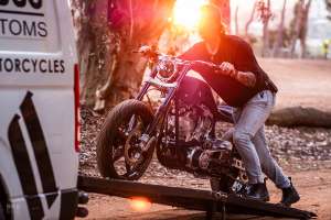 Stoos Customs의 Harley-Davidson Shovelhead Street Tracker