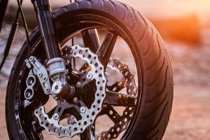 Stoos Customs의 Harley-Davidson Shovelhead Street Tracker