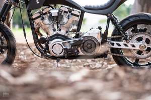 Stoos Customs의 Harley-Davidson Shovelhead Street Tracker