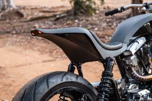 Stoos Customs의 Harley-Davidson Shovelhead Street Tracker