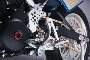 Royal Enfield Guerrilla 450 Front Wheal Motors의 평면 추적기