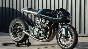 Honda CB750 Nighthawk café racer by Auto Fabrica