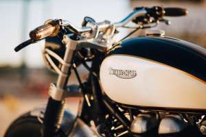 2004 트라이엄프 본네빌 가스 탱크