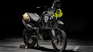 A Custom Husqvarna Norden 901 Expedition from the Pacific Northwest