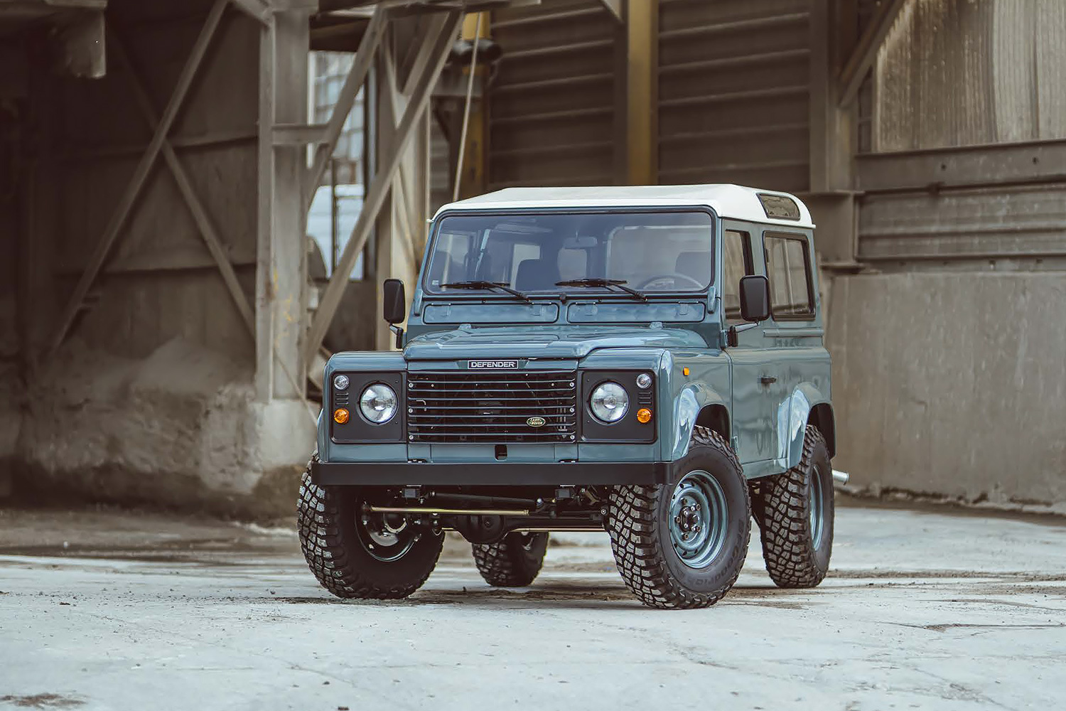 279116 Land Rover Featured Shop: Restored Land Rovers by Brooklyn Coachworks | Bike EXIF