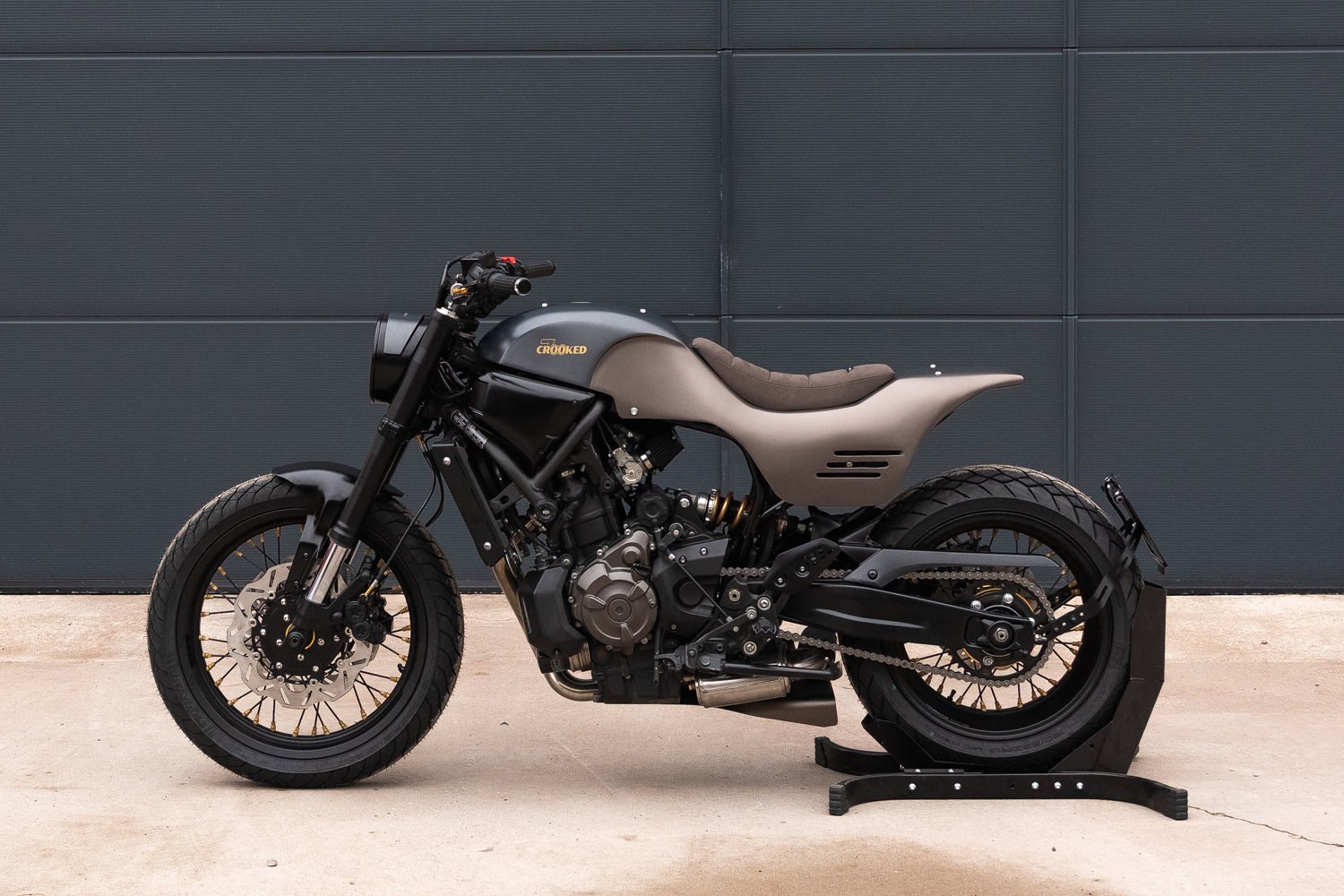 Xsr Tracker Riding Form Bronzed Beauty: A Lithe Yamaha XSR700 Street Tracker by… | Bike EXIF