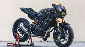 Royal Enfield Guerrilla 450 café racer by Buraq Motorcycles