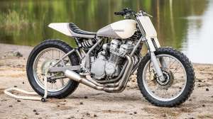 Suzuki GSX-R750 / GSX 1100 hybrid flat tracker with a supercharger, built by JL Meccanica