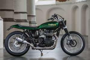2015 Triumph Bonneville T100 street tracker by Rno Cycles