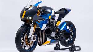 Modern Honda CB750 café racer by Carriero Corse