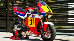 A Honda Grom street racer with a two-stroke moto, by Cohn Racers, USA