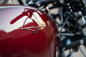 Guzzi La Bella Rossa 11