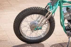 Harley-Davidson Shovelhead with lifelike peanut fuel tank by Sun Motorcycles, Heiwa MC, and Wedge