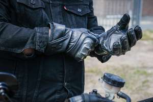 Saint Road 2.0 protective motorcycle gloves review