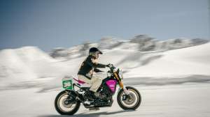 DEUS Yamaha XSR900 6