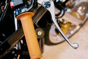 Kingston Custom Yamaha Cafe Race11