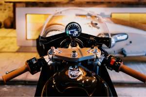 Kingston Custom Yamaha Cafe Race13