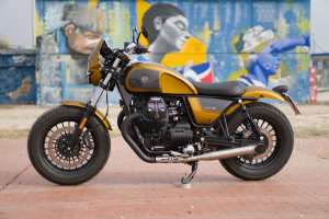 Officine Rossopuros Moto Guzzi V9 Bobber 12