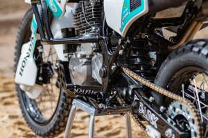 HB Custom Honda NX650 Rally16