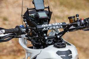 HB Custom Honda NX650 Rally17