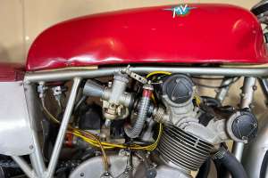 Mv agusta 500 hailwood 2