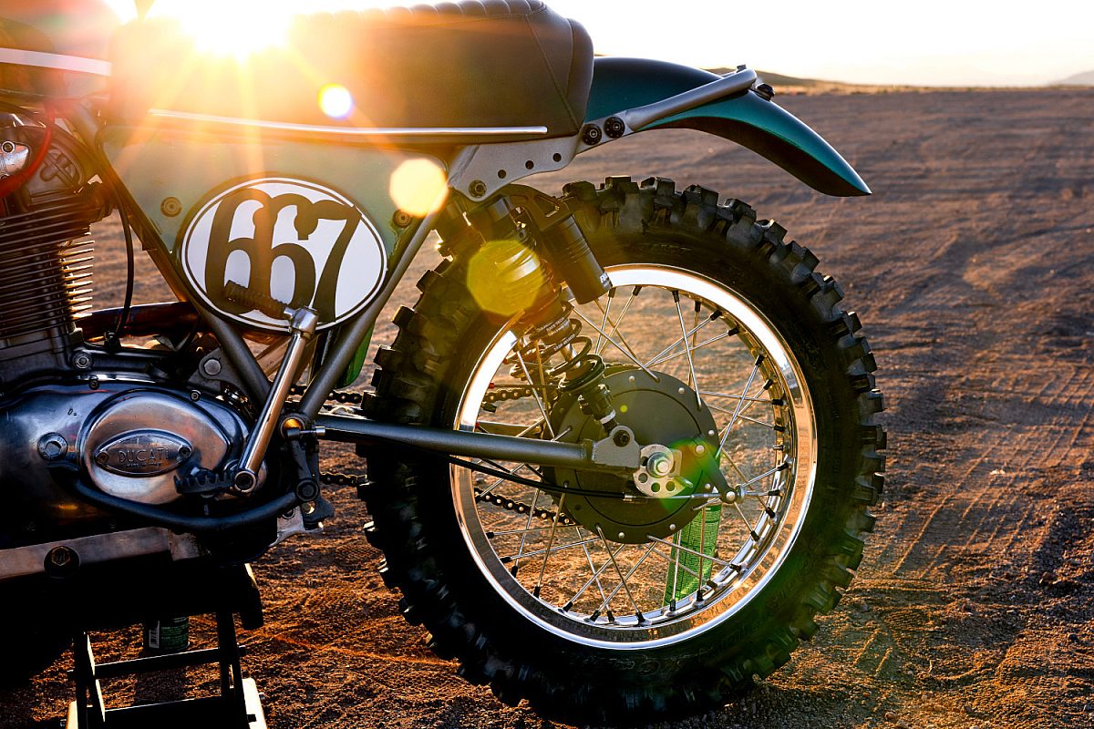 Jason Chinnocks 1971 Ducati 450 RT Desmo 4