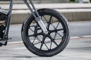 Rough Crafts Aeternum Blade Harley Davidson Street Bob 1