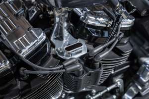 Rough Crafts Aeternum Blade Harley Davidson Street Bob 21