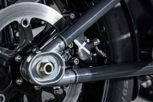 Rough Crafts Aeternum Blade Harley Davidson Street Bob 9
