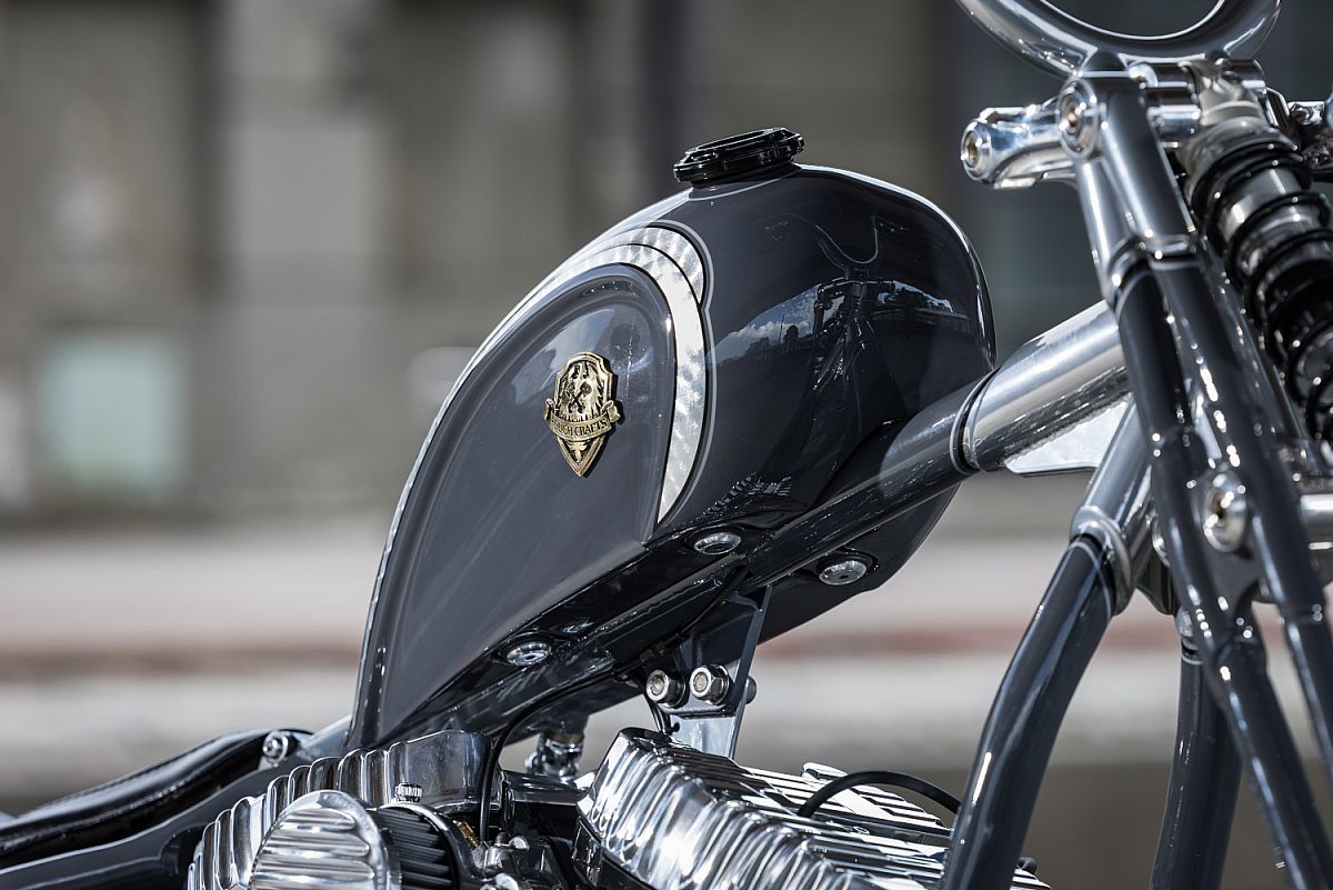 Rough Crafts Aeternum Blade Harley Davidson Street Bob 15
